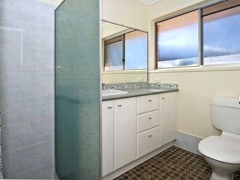 19 Jilbard Drive, Springwood QLD 4127