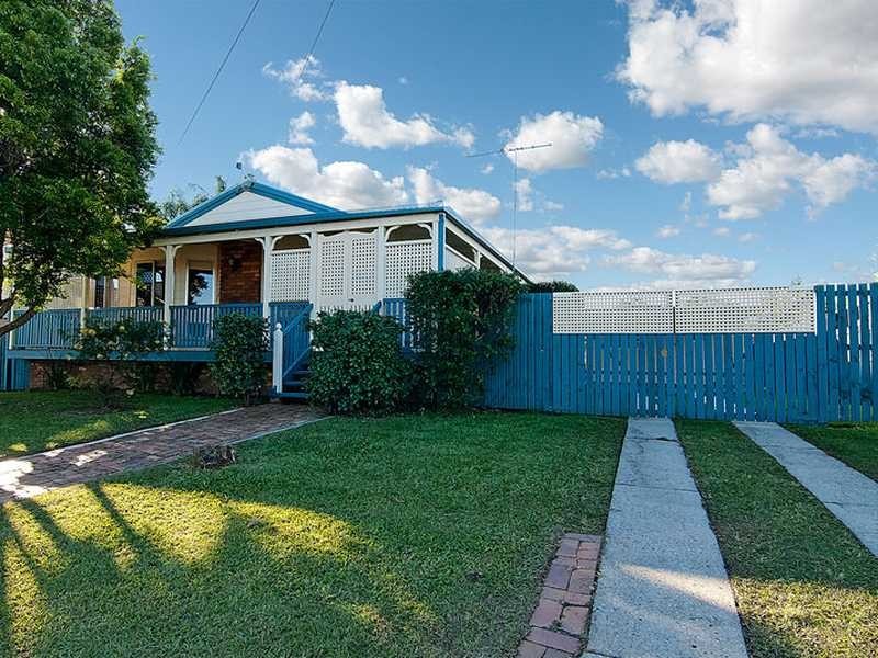 68 Chatswood Road, Springwood QLD 4127