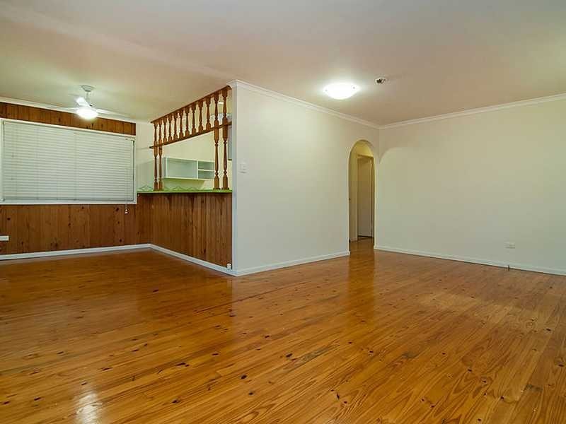 68 Chatswood Road, Springwood QLD 4127