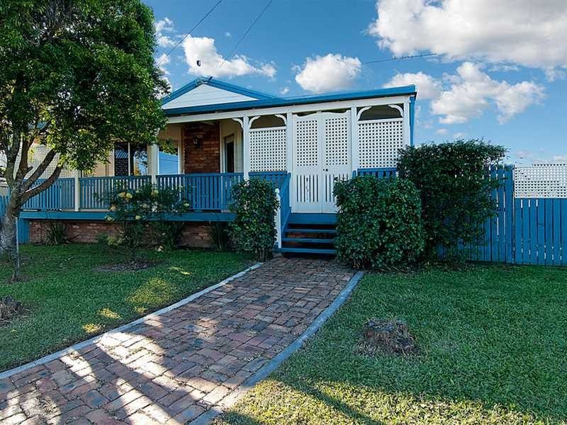 68 Chatswood Road, Springwood QLD 4127
