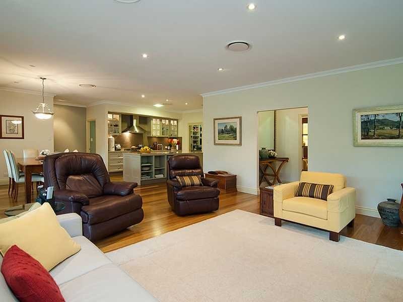 2 Nancy May Court, Daisy Hill QLD 4127