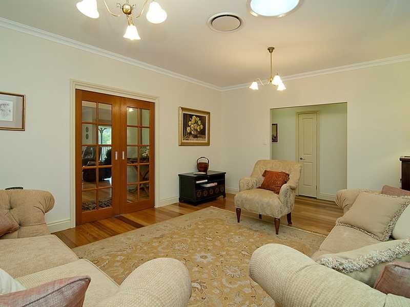 2 Nancy May Court, Daisy Hill QLD 4127
