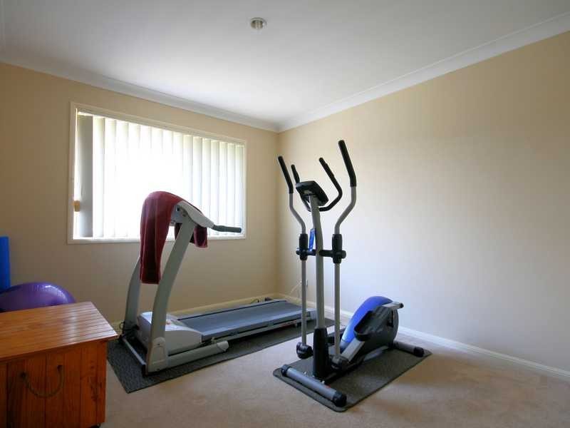 10 Ficus Drive, Meadowbrook QLD 4131