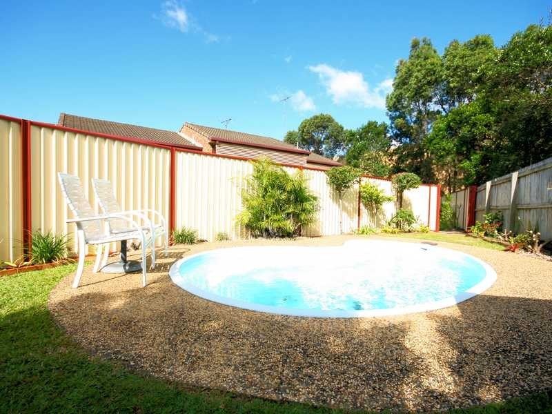2/19 Chatswood Road, Daisy Hill QLD 4127