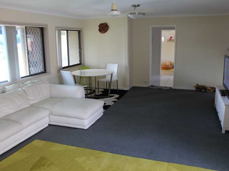 42 Barbaralla Drive, Springwood QLD 4127