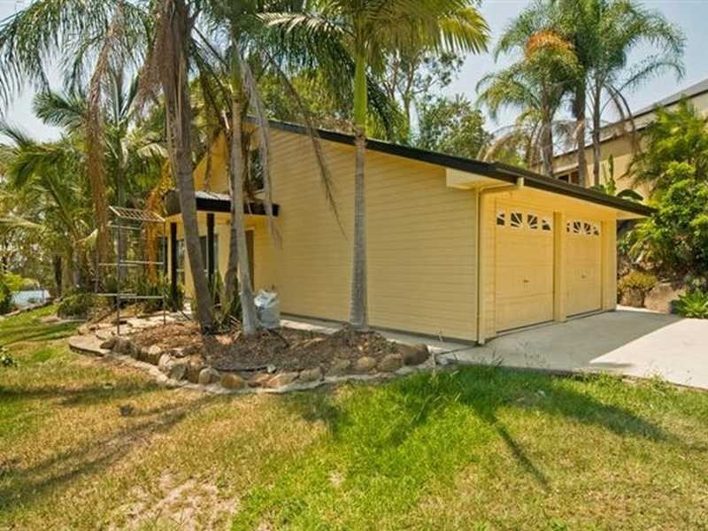 18-20 Hillview Crescent, Bahrs Scrub QLD 4207