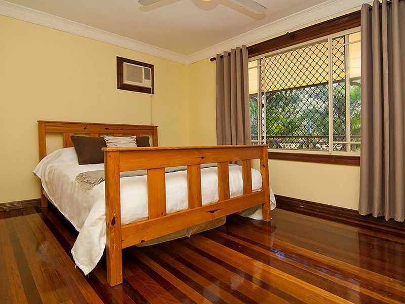 18-20 Hillview Crescent, Bahrs Scrub QLD 4207