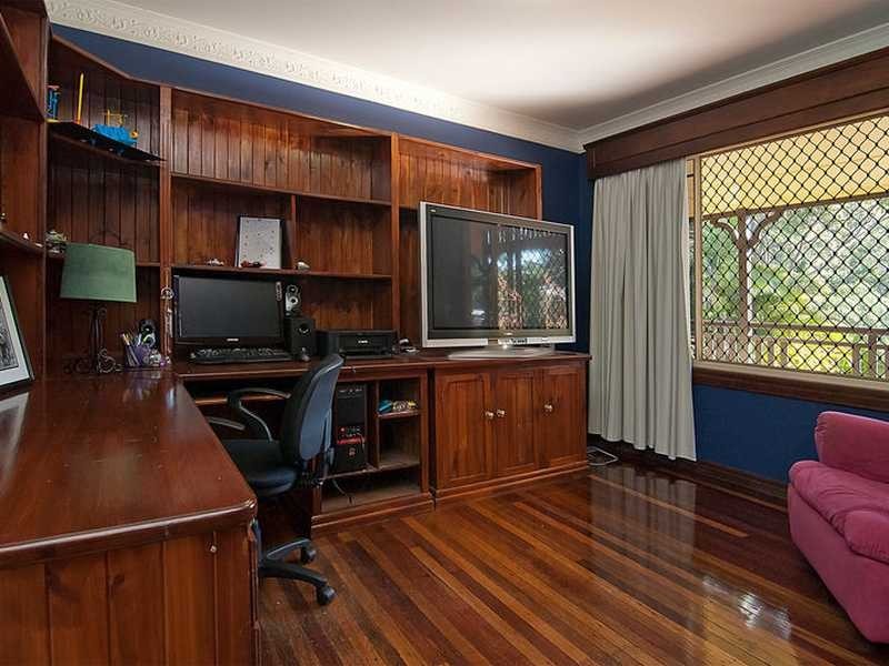 18-20 Hillview Crescent, Bahrs Scrub QLD 4207