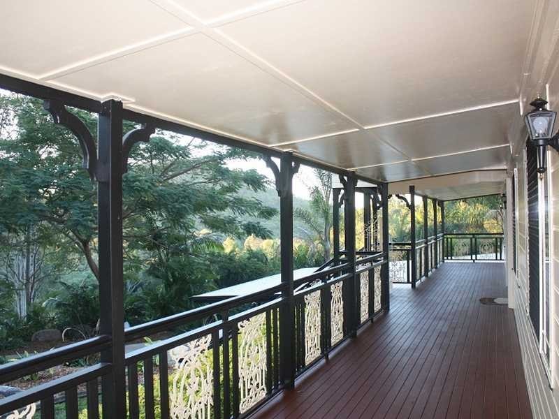 18-20 Hillview Crescent, Bahrs Scrub QLD 4207