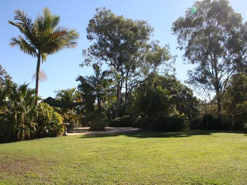 18-20 Hillview Crescent, Bahrs Scrub QLD 4207