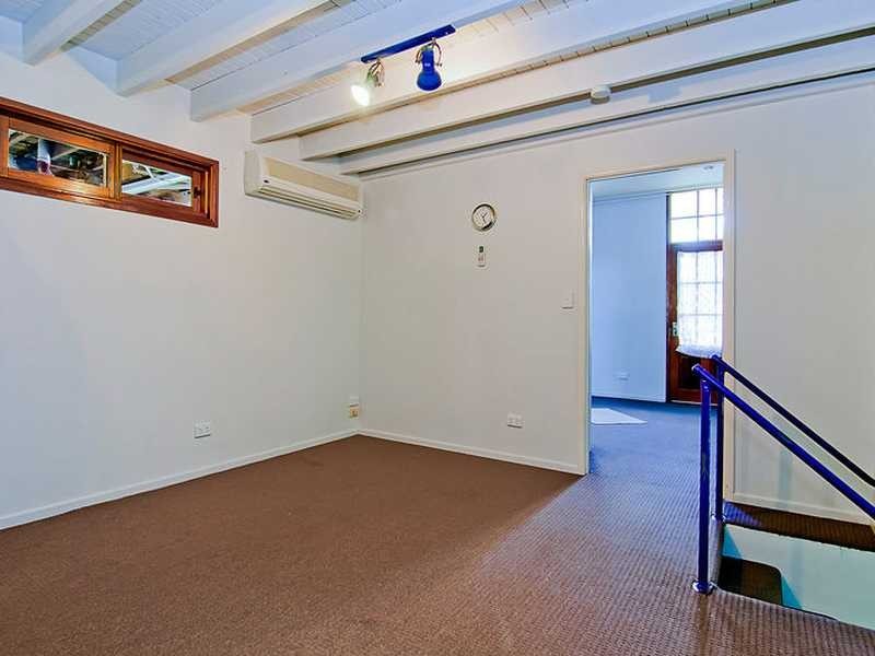 5 Greenhill Grove, Daisy Hill QLD 4127