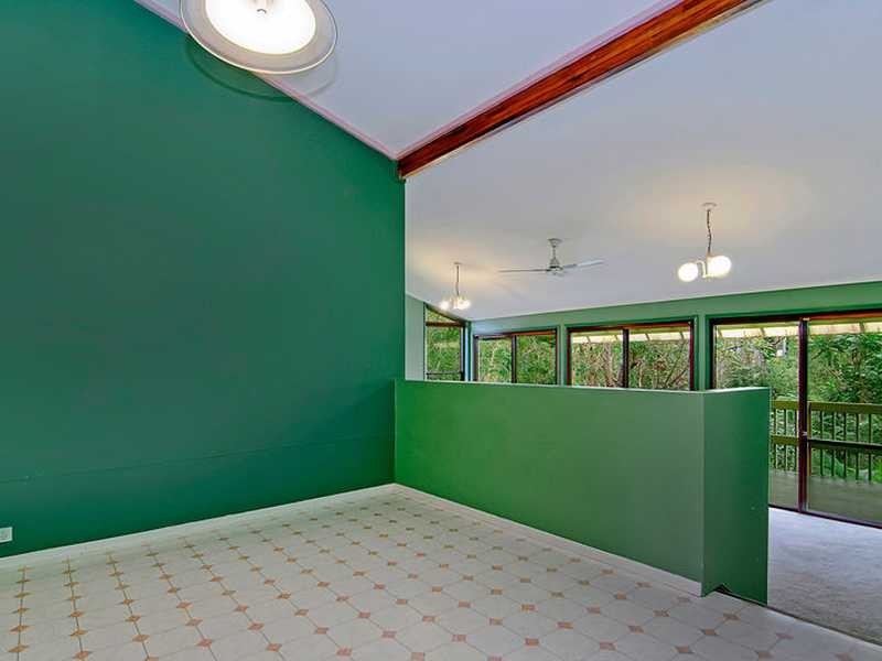 5 Greenhill Grove, Daisy Hill QLD 4127