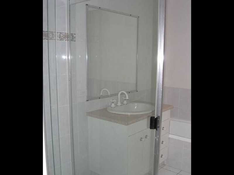 4 Vanistari Court, Shailer Park QLD 4128