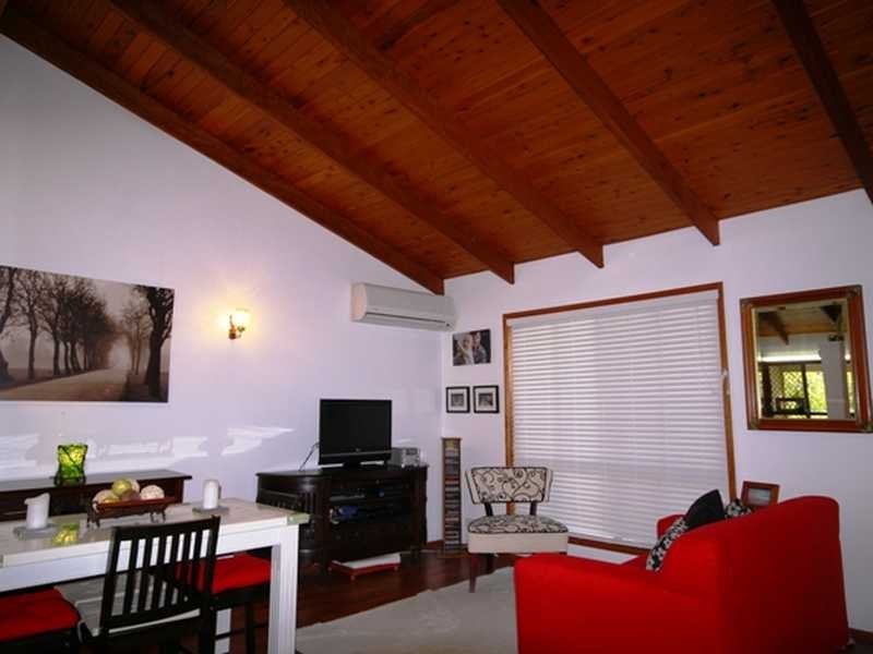 Unit 8/402 CHATSWOOD Road, Shailer Park QLD 4128