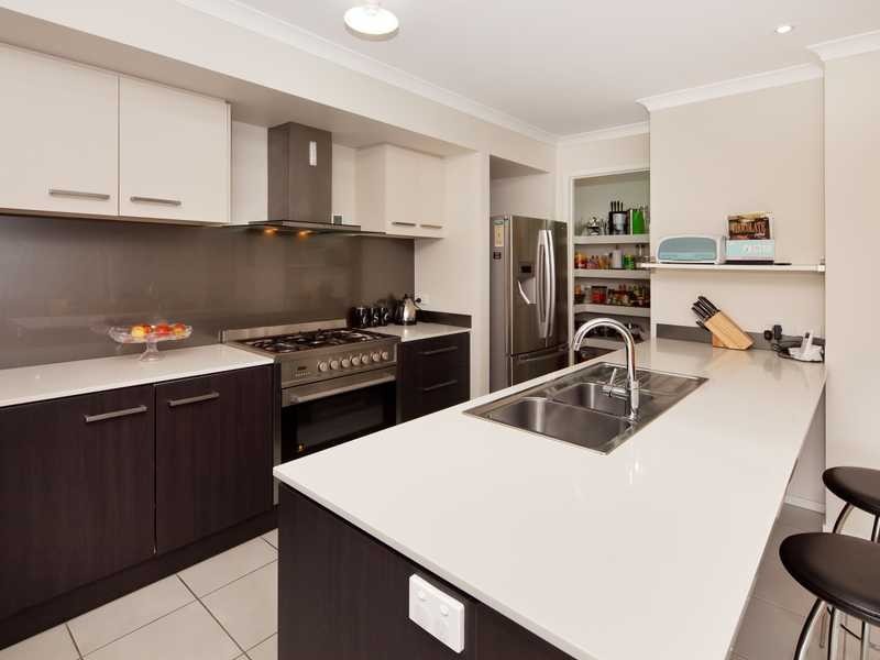 8 Nanny Shailer Street, Daisy Hill QLD 4127