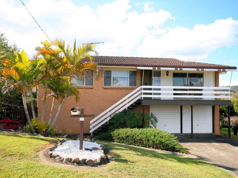 3 Drake Road, Springwood QLD 4127