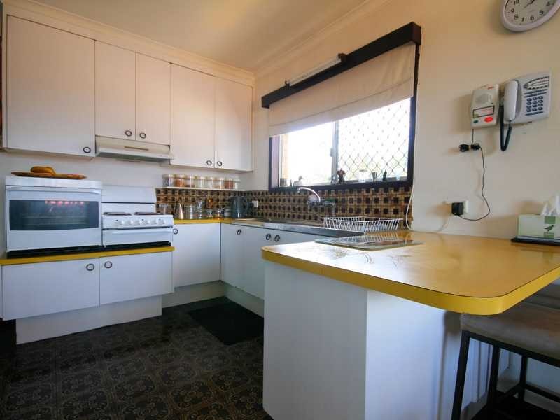 3 Drake Road, Springwood QLD 4127