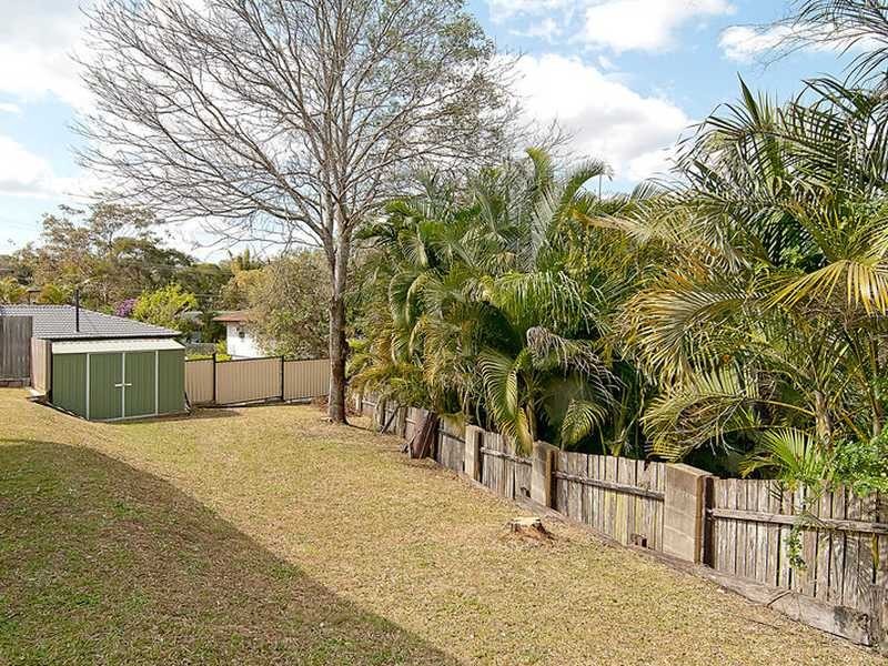 15 Jamie Grove, Springwood QLD 4127