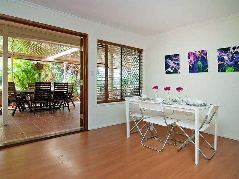 11 Rosewood Street, Daisy Hill QLD 4127