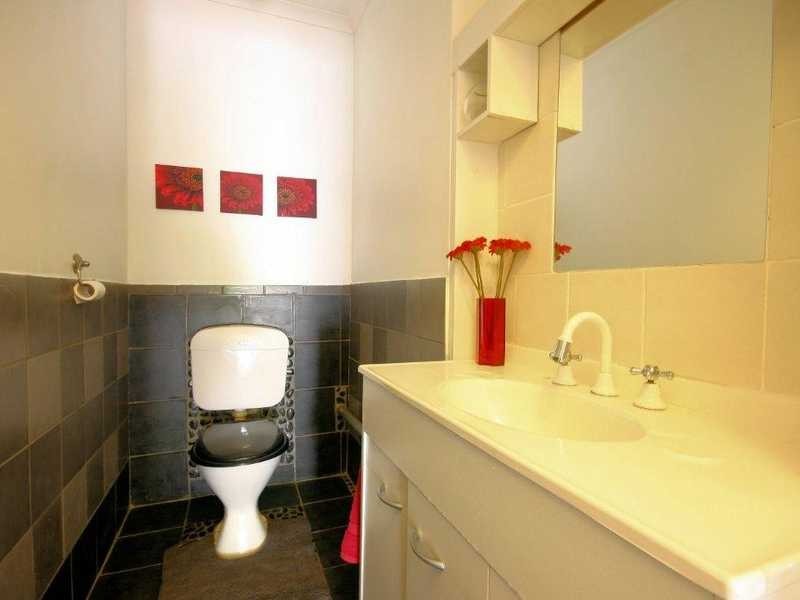 11 Rosewood Street, Daisy Hill QLD 4127