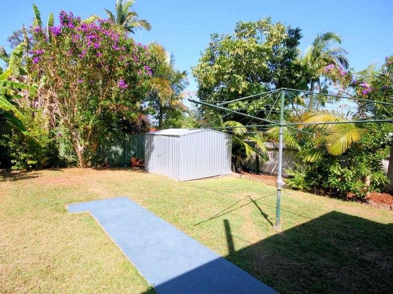 11 Rosewood Street, Daisy Hill QLD 4127
