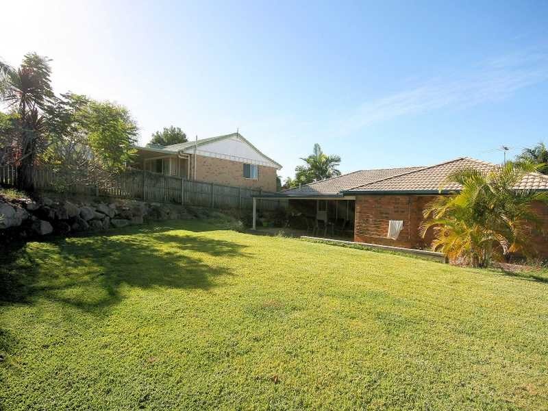 41 Tahan Crescent, Tanah Merah QLD 4128