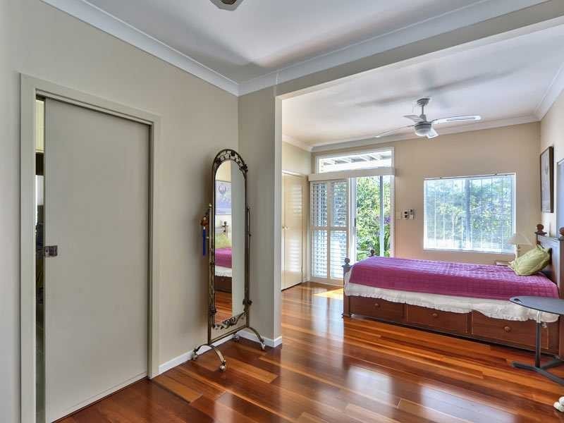 104 Boundary Road, Indooroopilly QLD 4068