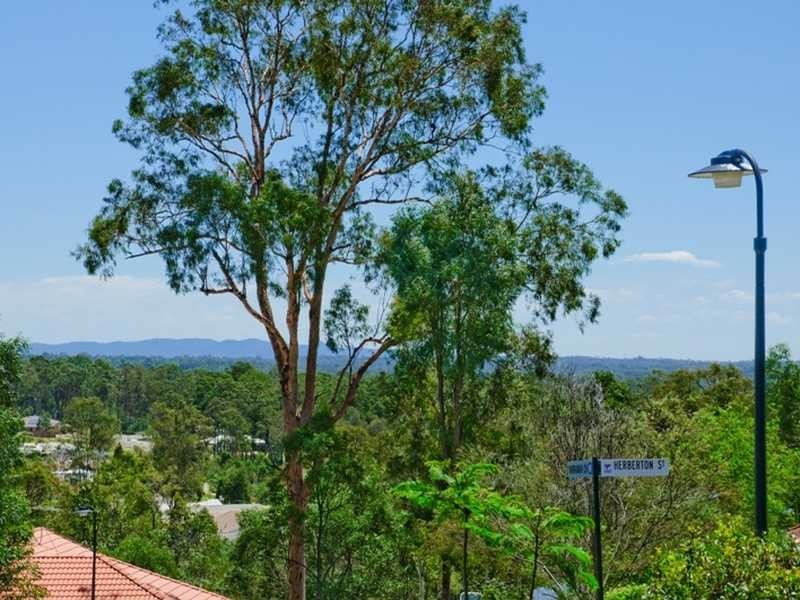 21 Herberton Street, Waterford QLD 4133