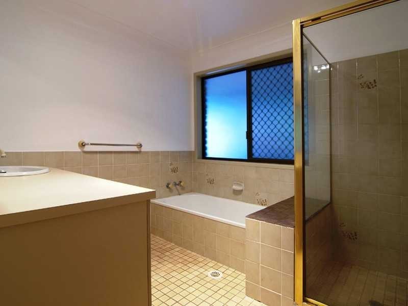 13 Shields Street, Mount Warren Park QLD 4207