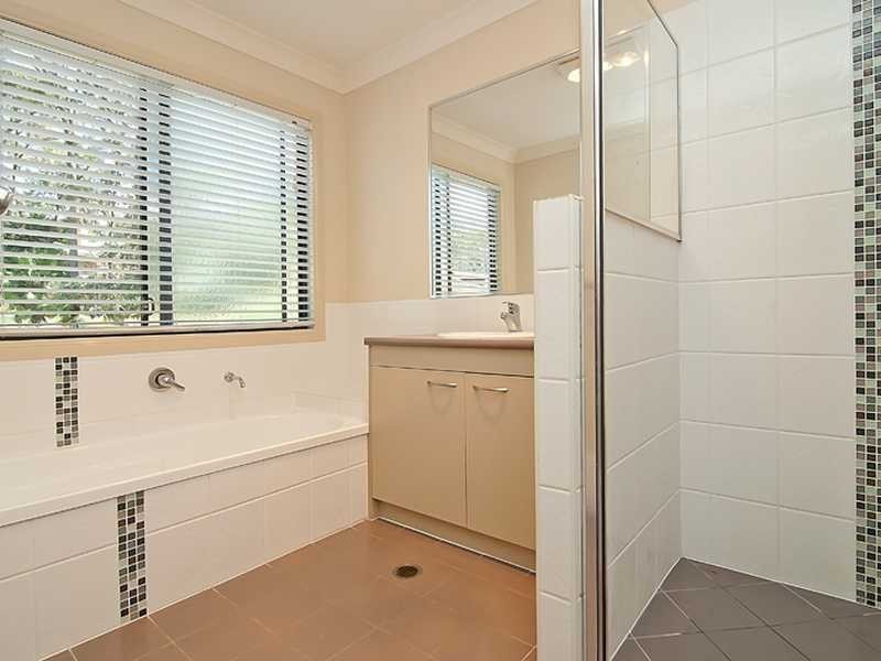 62 Highview Terrace, Daisy Hill QLD 4127