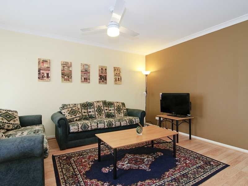 5 Wood Cl, Loganholme QLD 4129