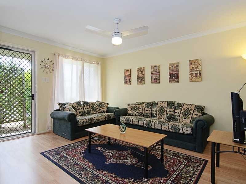 5 Wood Cl, Loganholme QLD 4129