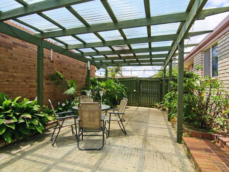 5 Wood Cl, Loganholme QLD 4129