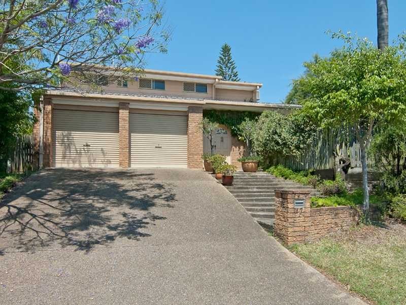 2 Monnow Place, Carina QLD 4152