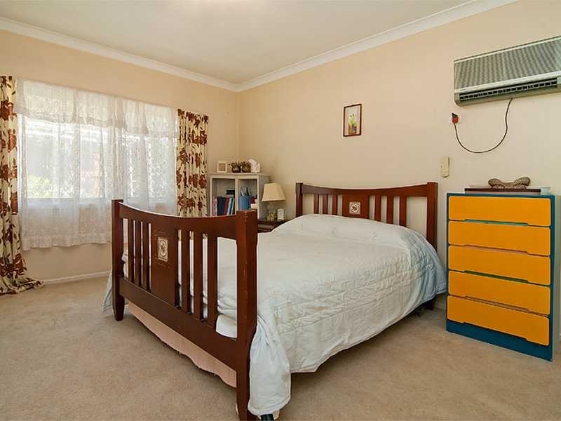 2 Monnow Place, Carina QLD 4152
