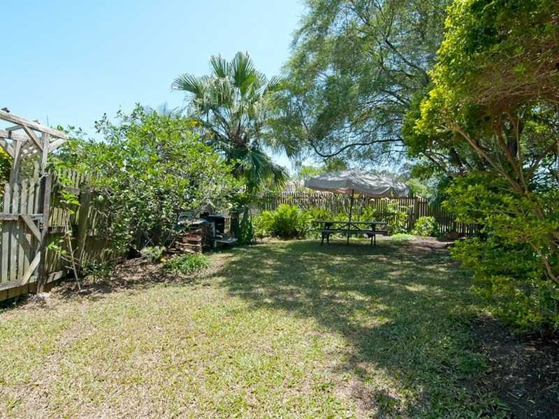 2 Monnow Place, Carina QLD 4152