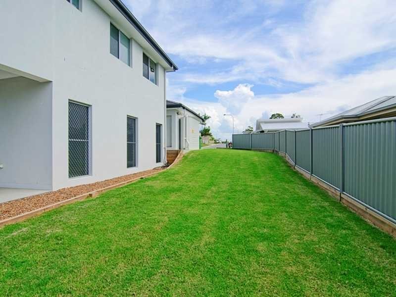 14 Baxton Place, Shailer Park QLD 4128