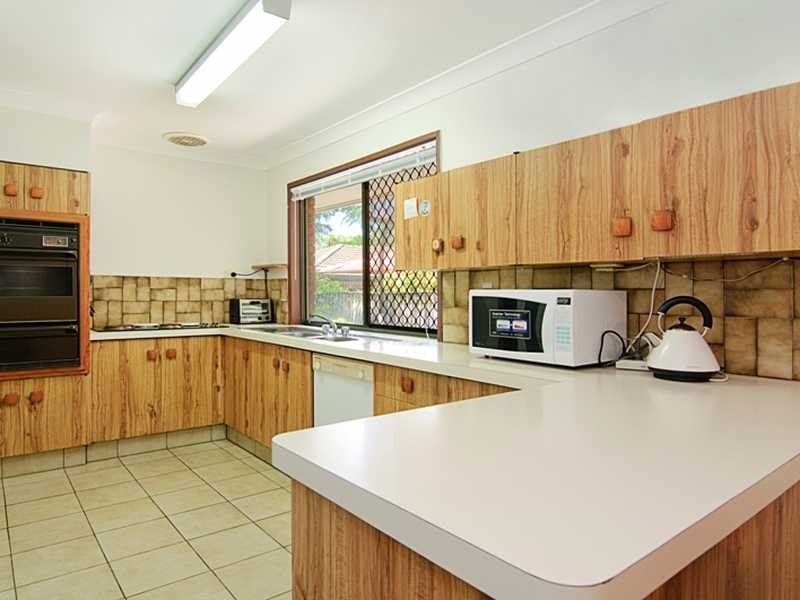 46 Paradise Road, Slacks Creek QLD 4127