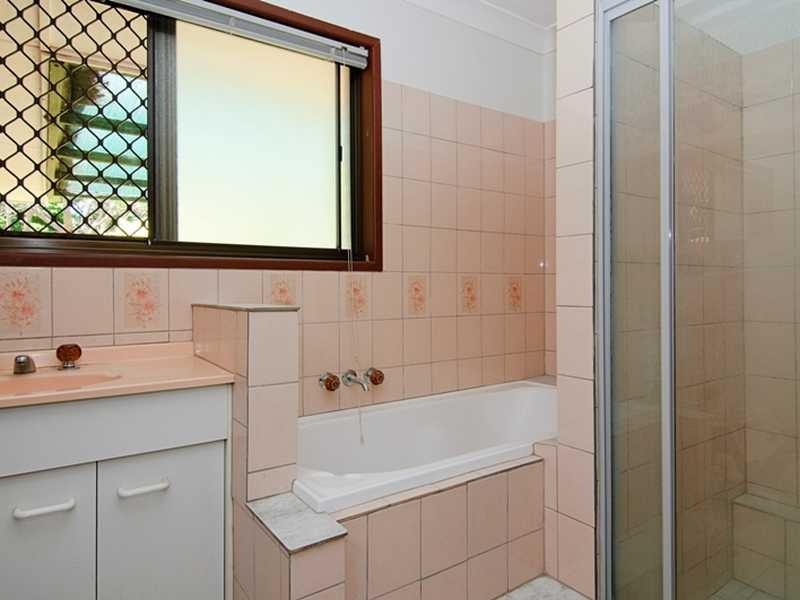 46 Paradise Road, Slacks Creek QLD 4127
