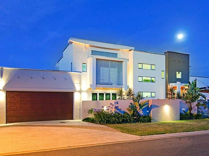 1 Mark Townend Link, Daisy Hill QLD 4127