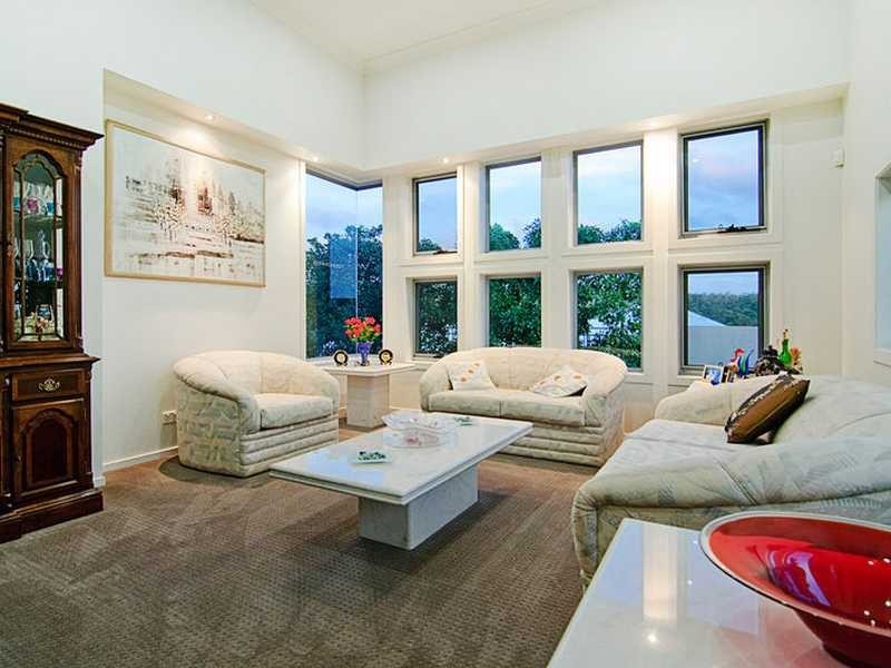 1 Mark Townend Link, Daisy Hill QLD 4127