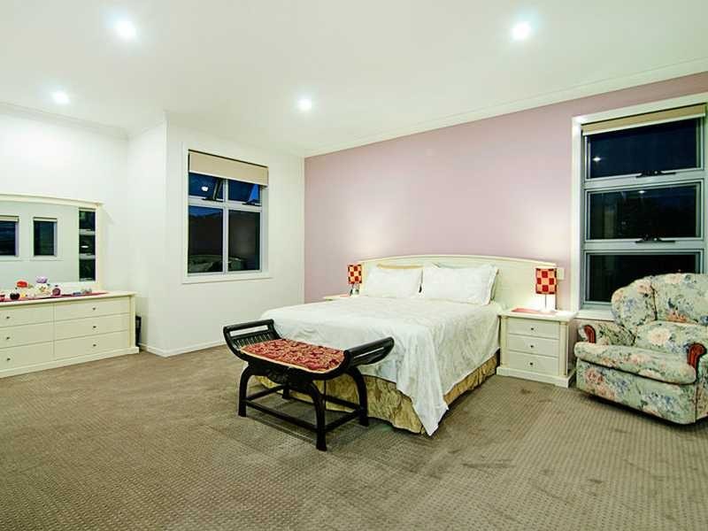 1 Mark Townend Link, Daisy Hill QLD 4127