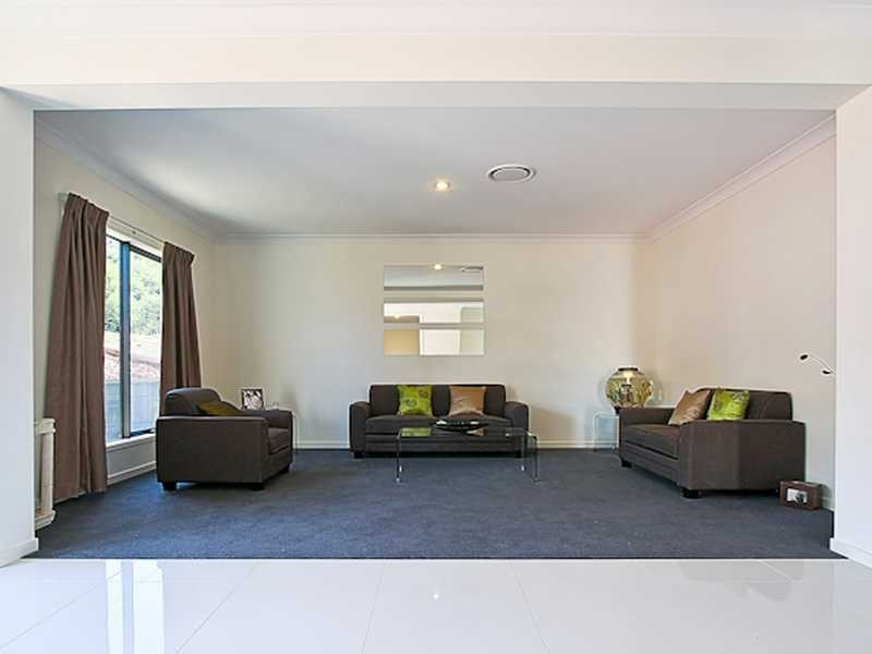 68 John Markwell Pde, Daisy Hill QLD 4127