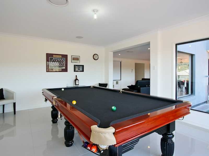 68 John Markwell Pde, Daisy Hill QLD 4127