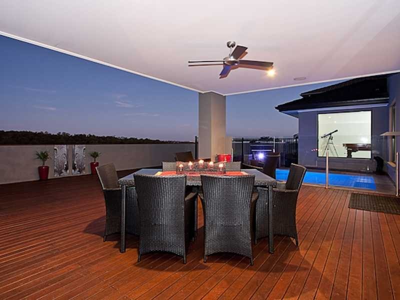 68 John Markwell Pde, Daisy Hill QLD 4127