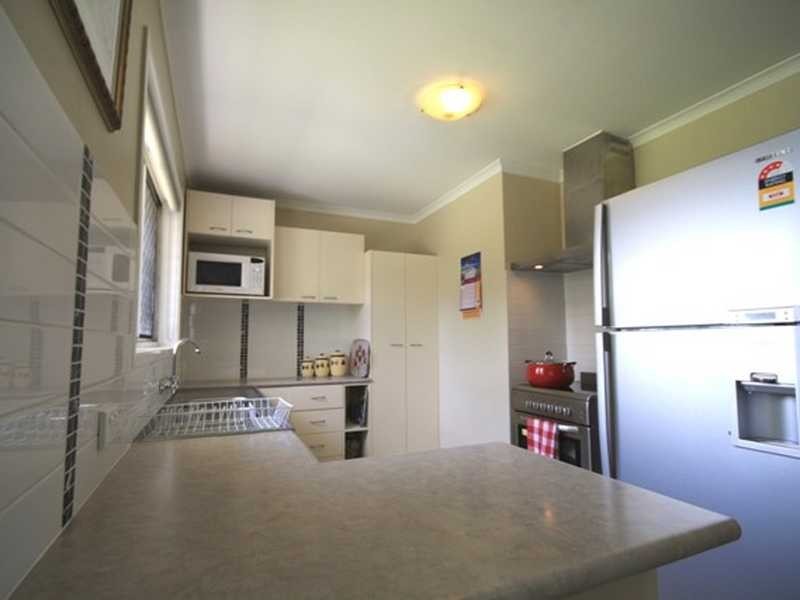 152 Barbaralla Drive, Springwood QLD 4127