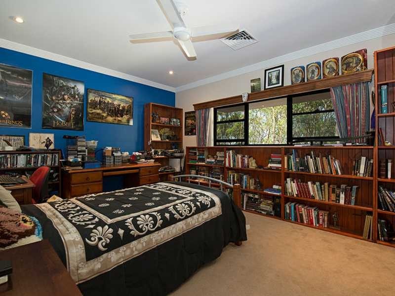 64 Highview Terrace, Daisy Hill QLD 4127