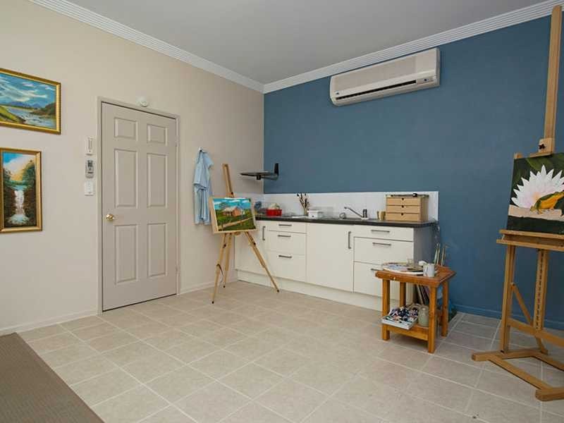 64 Highview Terrace, Daisy Hill QLD 4127