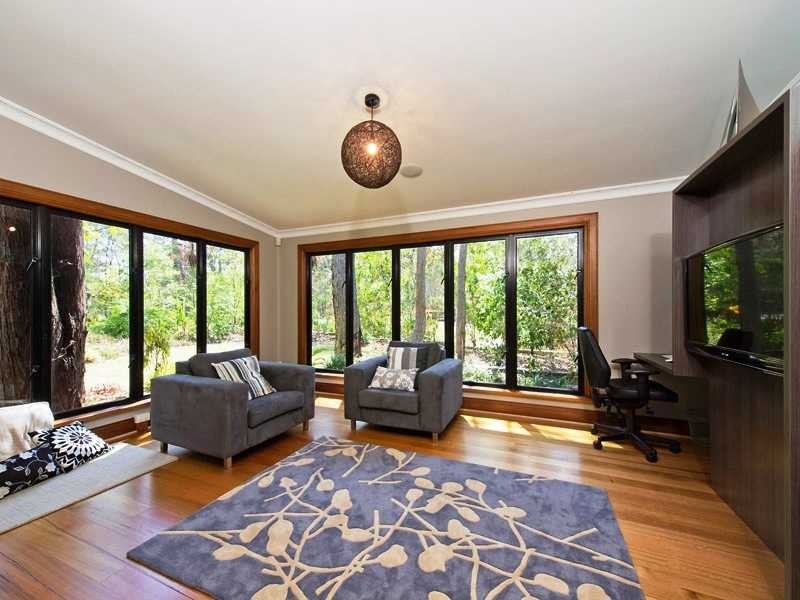 24 Leo Lindo Drive, Shailer Park QLD 4128