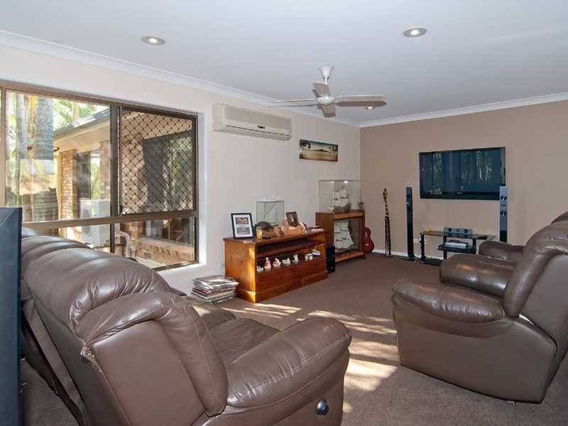302 Beenleigh Redland Bay Rd, Cornubia QLD 4130